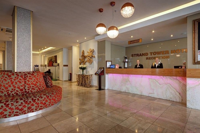 Imagen de los interiores del Hotel Cresta Grande Cape Town. Foto 13