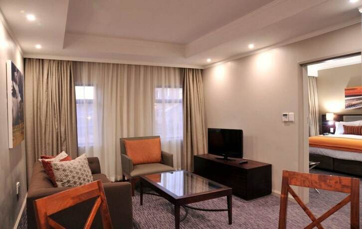 Imagen de la habitación del Hotel Cresta Mahalapye. Foto 17