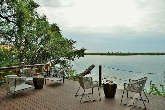 Imagen de la habitación del Hotel Cresta Mowana Safari Resort and Spa. Foto 15