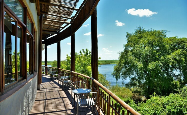 Imagen de la habitación del Hotel Cresta Mowana Safari Resort and Spa. Foto 24