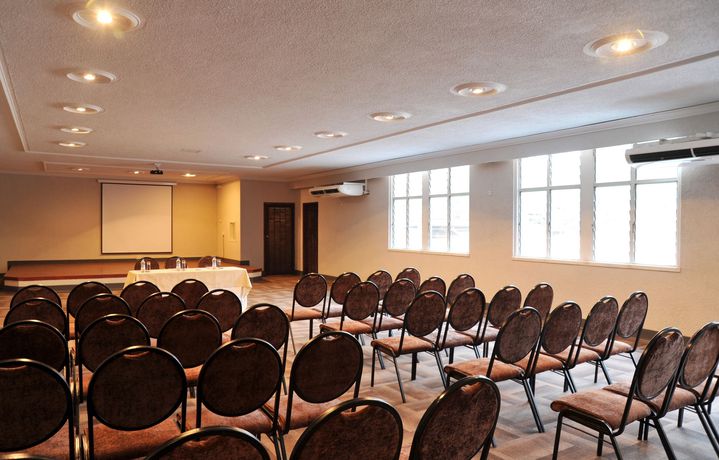 Imagen de la habitación del Hotel Cresta Sprayview. Foto 7