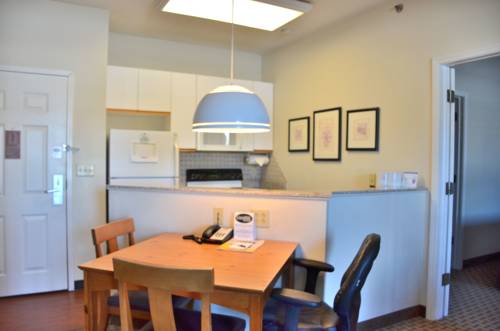 Imagen de la habitación del Hotel Cresthill Suites Syracuse. Foto 9