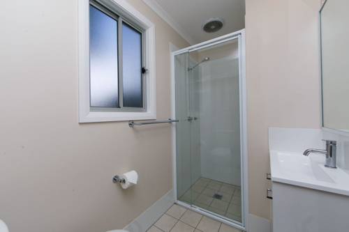 Imagen de la habitación del Hotel Crestview Tourist Park. Foto 6