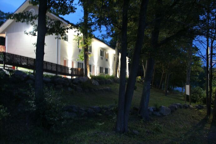 Imagen general del Hotel Crestwood Inn. Foto 6