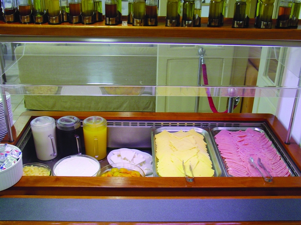 Imagen del bar/restaurante del Hotel Creta Aquamarine. Foto 3