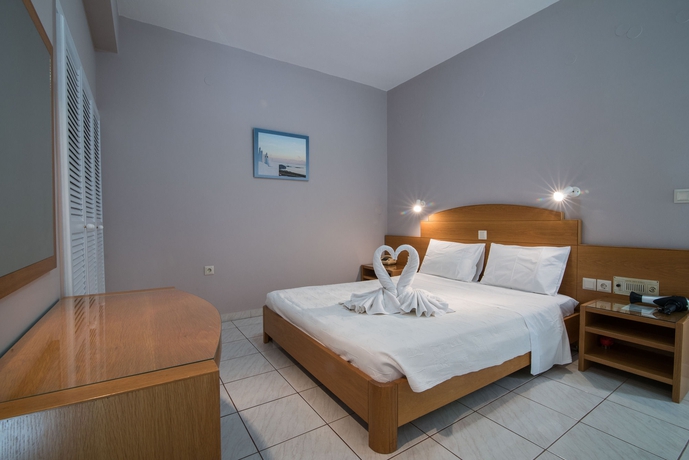 Imagen de la habitación del Hotel Creta Elena. Foto 9