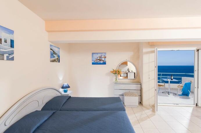 Imagen general del Hotel Creta. Foto 4