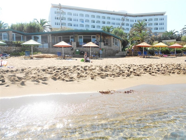Imagen de los exteriores del Hotel Creta Star. Foto 15