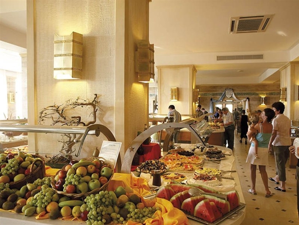 Imagen del bar/restaurante del Hotel Creta Star. Foto 2