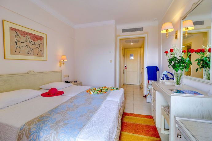 Imagen de la habitación del Hotel Creta Star. Foto 8