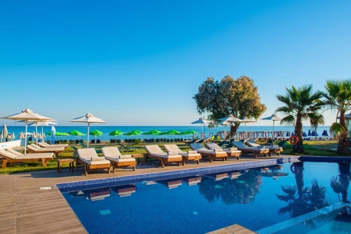 Imagen general del Hotel Cretan Beach Resort - Adults Only. Foto 1