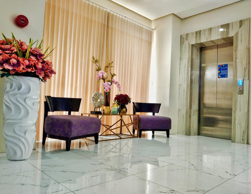 Imagen general del Hotel Crevice. Foto 5