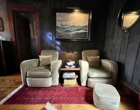 Imagen general del Hotel Crew\'s Quarters Boarding House Caters to Men. Foto 2