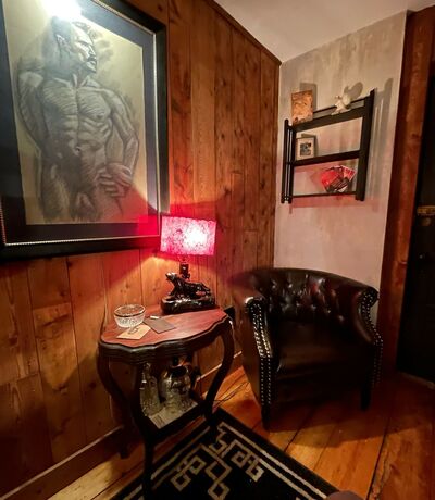 Imagen general del Hotel Crew\'s Quarters Boarding House Caters to Men. Foto 8