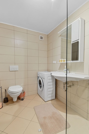 Imagen de la habitación del Hotel Cri Colina Marei. Foto 14