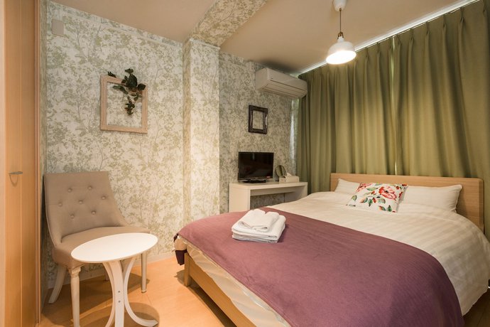 Imagen de la habitación del Hotel Crice. Foto 16