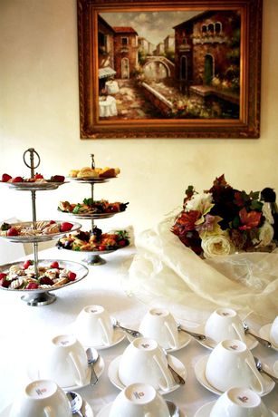 Imagen de los interiores del Hotel Cricklewood Manor. Foto 12