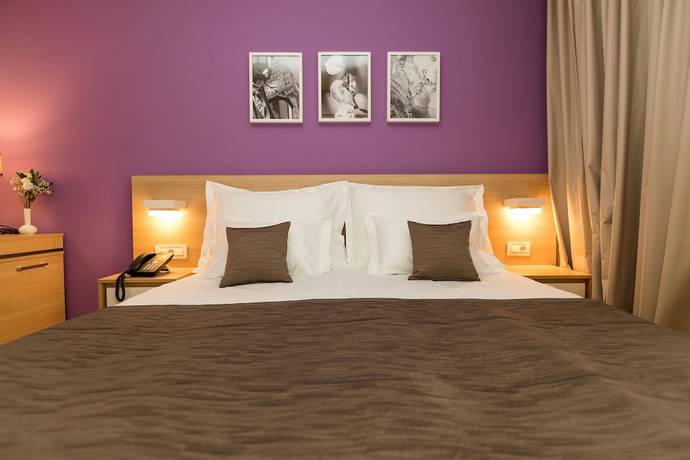 Imagen de la habitación del Hotel Crikvenica. Foto 2