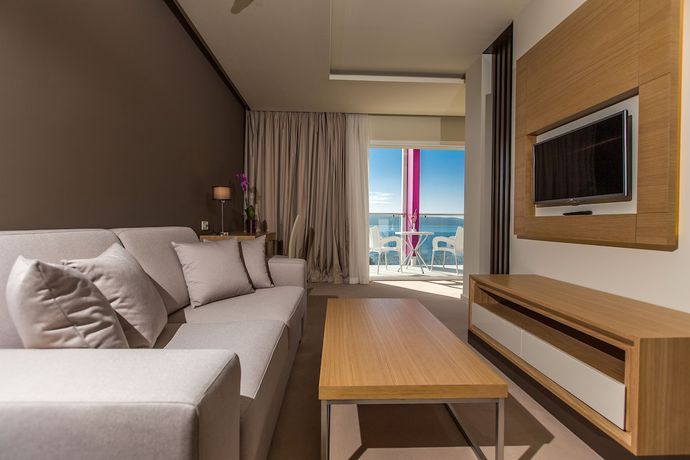 Imagen de la habitación del Hotel Crikvenica. Foto 3