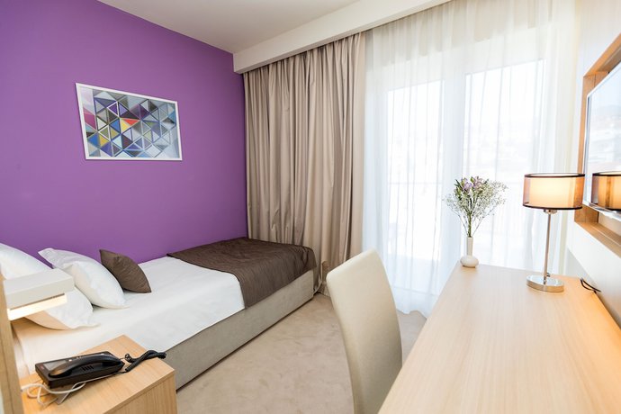 Imagen de la habitación del Hotel Crikvenica. Foto 4