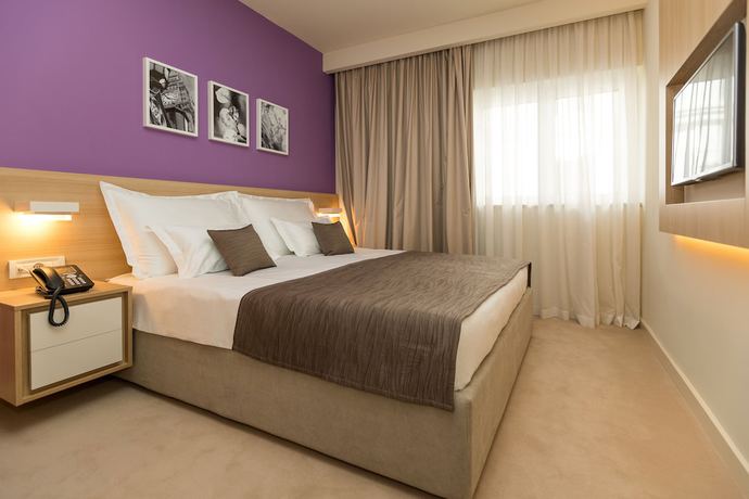 Imagen de la habitación del Hotel Crikvenica. Foto 9