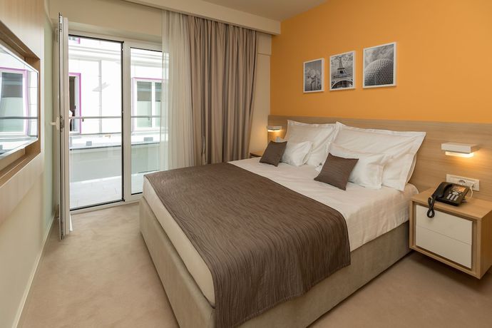Imagen de la habitación del Hotel Crikvenica. Foto 15