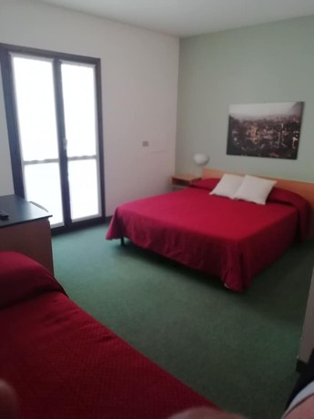 Imagen de la habitación del Hotel Crimea. Foto 8