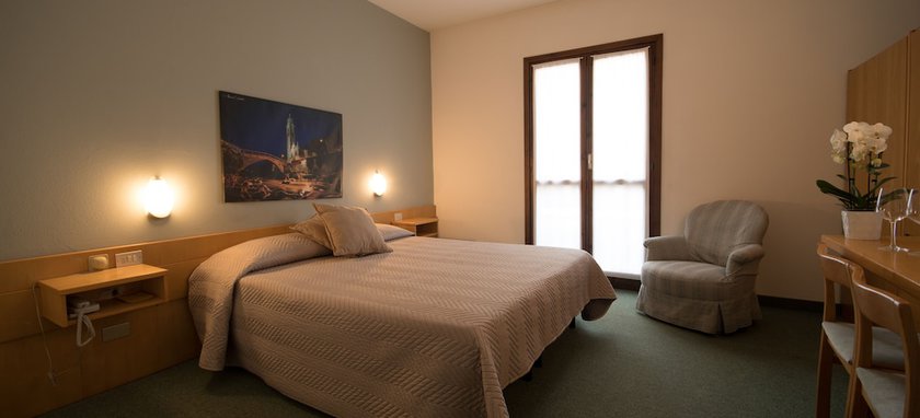 Imagen de la habitación del Hotel Crimea. Foto 13