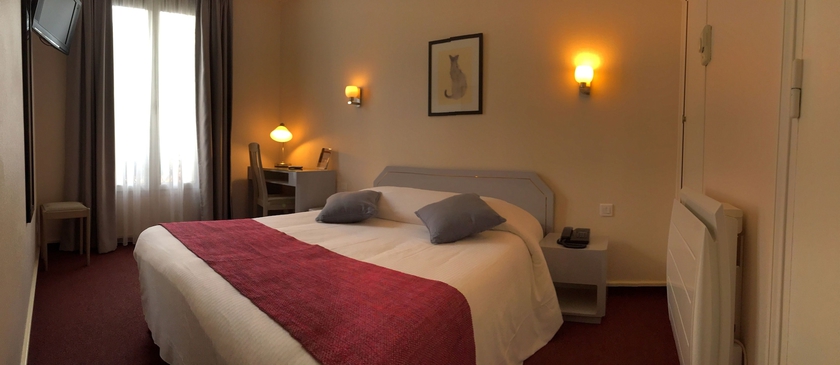 Imagen de la habitación del Hotel Crimée. Foto 9