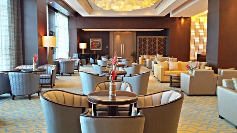 Imagen de los interiores del Hotel Crimson Filinvest City Manila. Foto 7