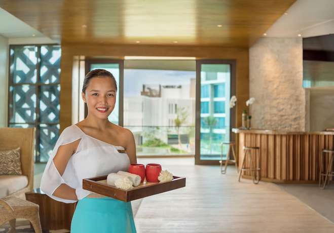 Imagen de los interiores del Hotel Crimson Resort and Spa Boracay. Foto 19