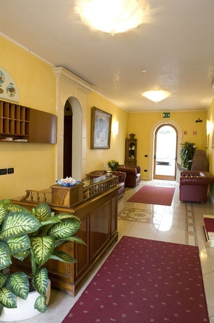 Imagen de los interiores del Hotel Cris, Mestre. Foto 12