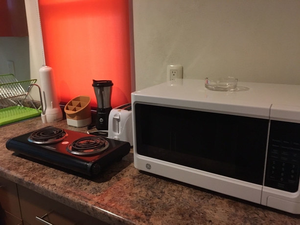 Imagen de la habitación del Hotel Crisantemos Suite. Foto 7