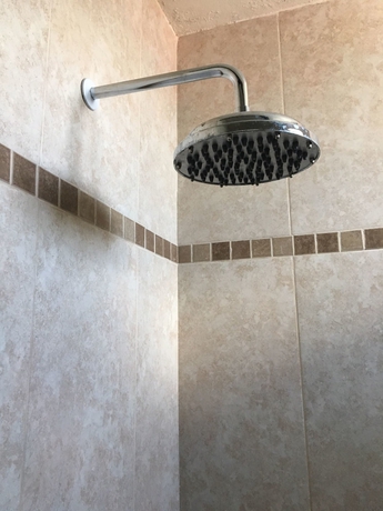 Imagen de la habitación del Hotel Crisantemos Suite. Foto 11