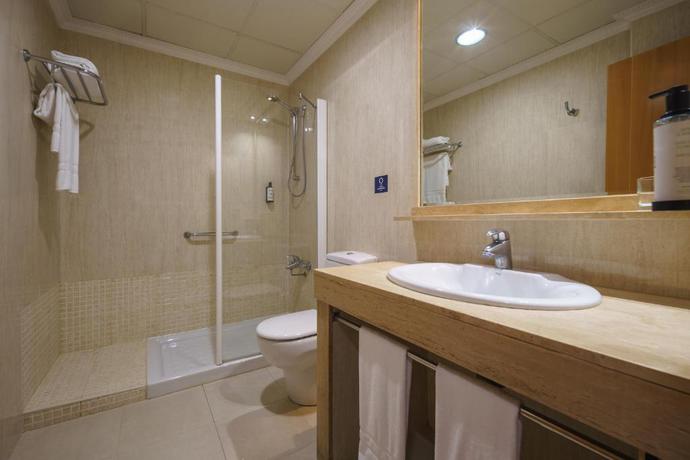 Imagen de la habitación del Hotel Crisol Almería. Foto 8