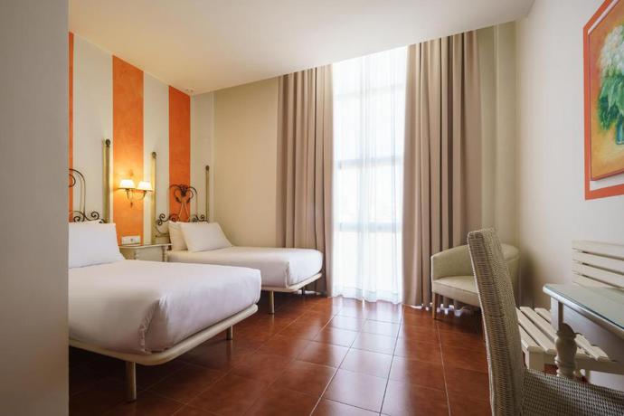 Imagen de la habitación del Hotel Crisol Chiclana. Foto 8