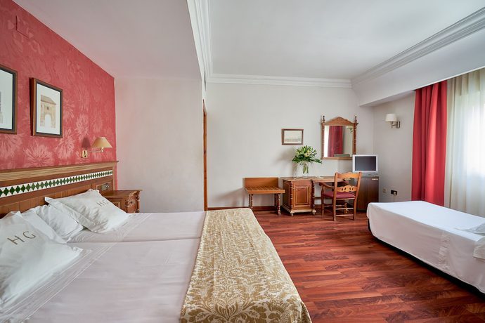 Imagen de la habitación del Hotel Crisol Guadalupe. Foto 8