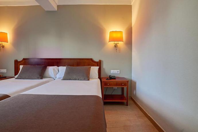 Imagen general del Hotel Crisol Jardines de Córdoba. Foto 3