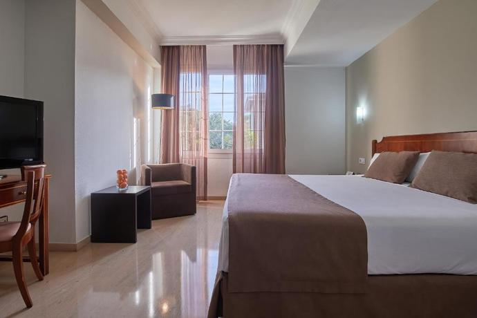 Imagen general del Hotel Crisol Jardines de Córdoba. Foto 11