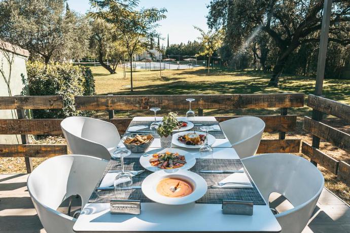 Imagen general del Hotel Crisol Jardines de Córdoba. Foto 13