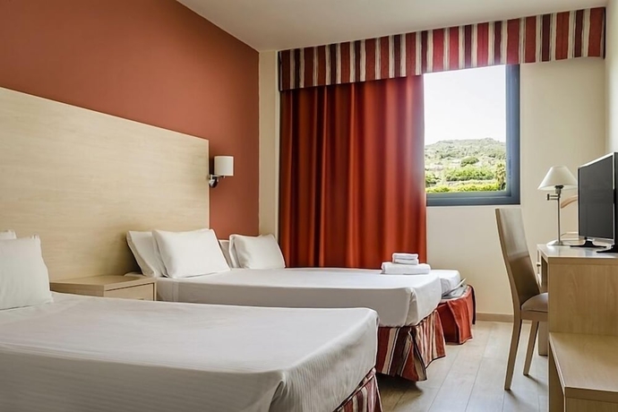 Imagen de la habitación del Hotel Crisol La Selva. Foto 11