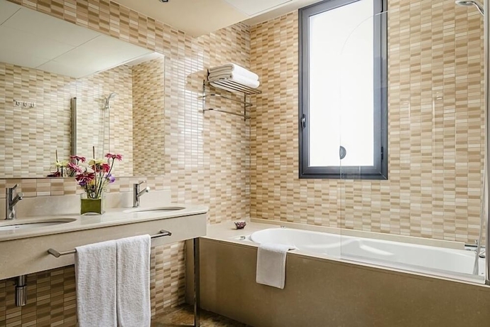 Imagen de la habitación del Hotel Crisol La Selva. Foto 13