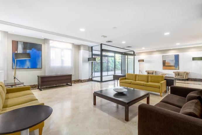 Imagen de los interiores del Hotel Crisol Leganés. Foto 8