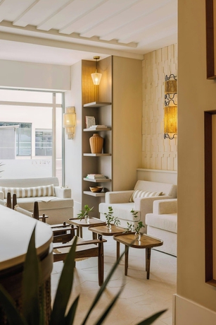 Imagen de los interiores del Hotel Crisol Lumi&egrave;re. Foto 13