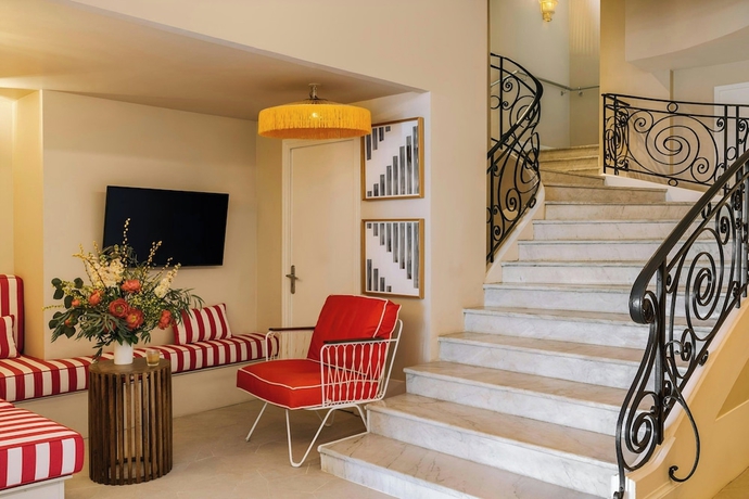 Imagen de los interiores del Hotel Crisol Lumi&egrave;re. Foto 14