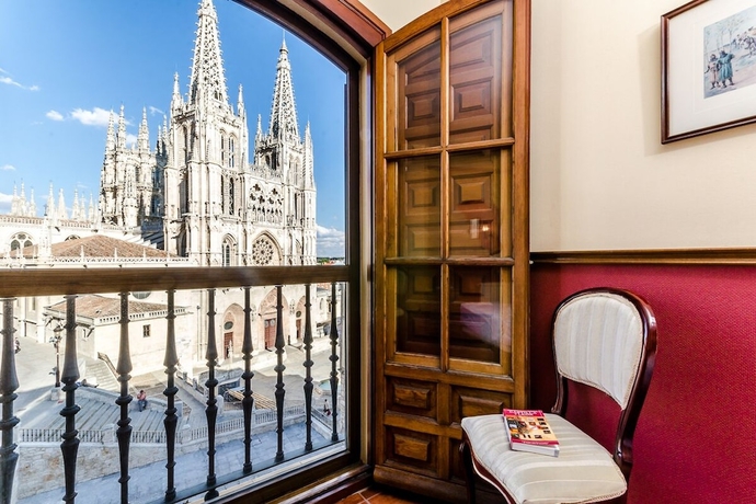 Imagen de la habitación del Hotel Crisol Mesón Del Cid. Foto 16