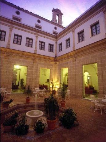 Imagen general del Hotel Crisol Monasterio De San Miguel. Foto 6