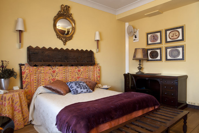 Imagen de la habitación del Hotel Crisol Quindós. Foto 9