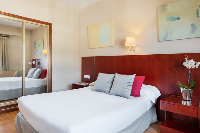 Imagen de la habitación del Hotel Crisol Riosol. Foto 9