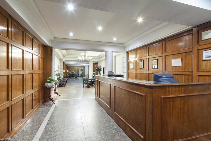 Imagen de los interiores del Hotel Crisol Suites Catalinas. Foto 15